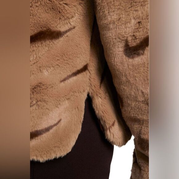 Nike Sportswear Plush Printed Faux Fur Jacket in Dk Driftwood Cacao Purple - Picture 11 of 11